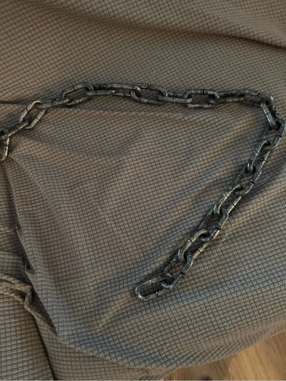 Plastic chain prop or toy- just over 3 feet long